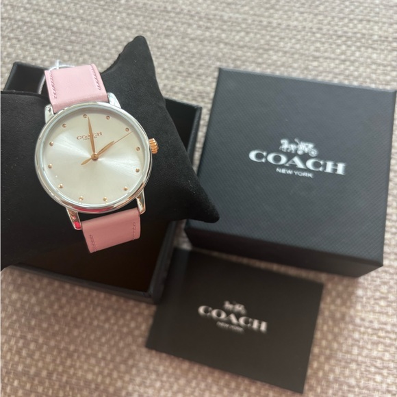 Coach pink leather strap watch - Picture 1 of 6